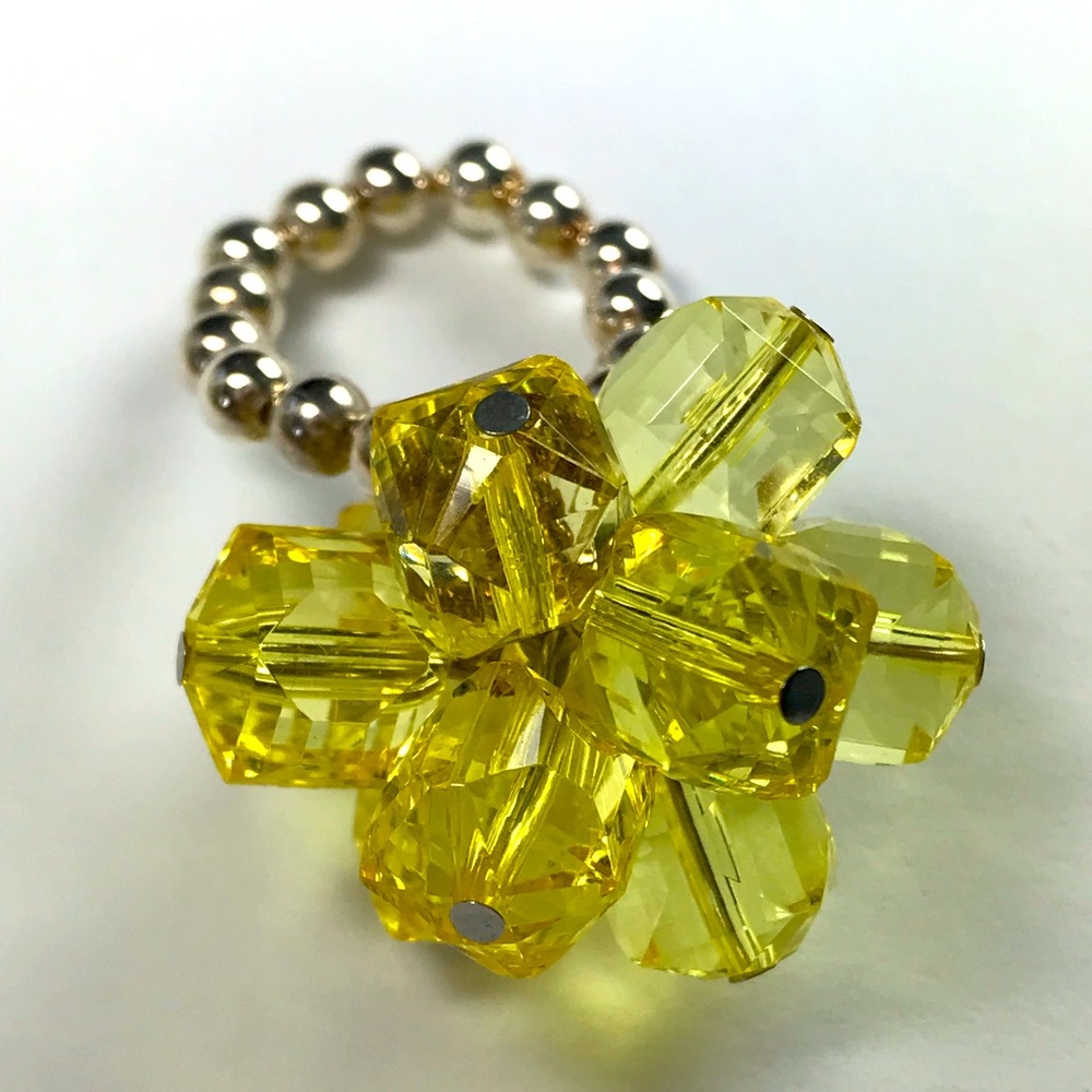 Disneyland Jewelry Emporium Find—Mello Yellow Vintage Ring w/Swarovski Crystals